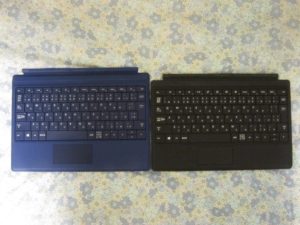 タイプカバーの大きさ比較 左がSurface 3用 右がSurface RT Surface 2用