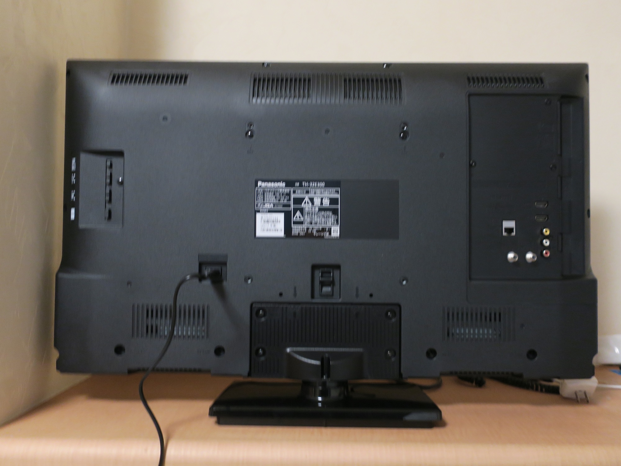 ヴィンテージ復刻 Panasonic VIERA E300 TH-32E300