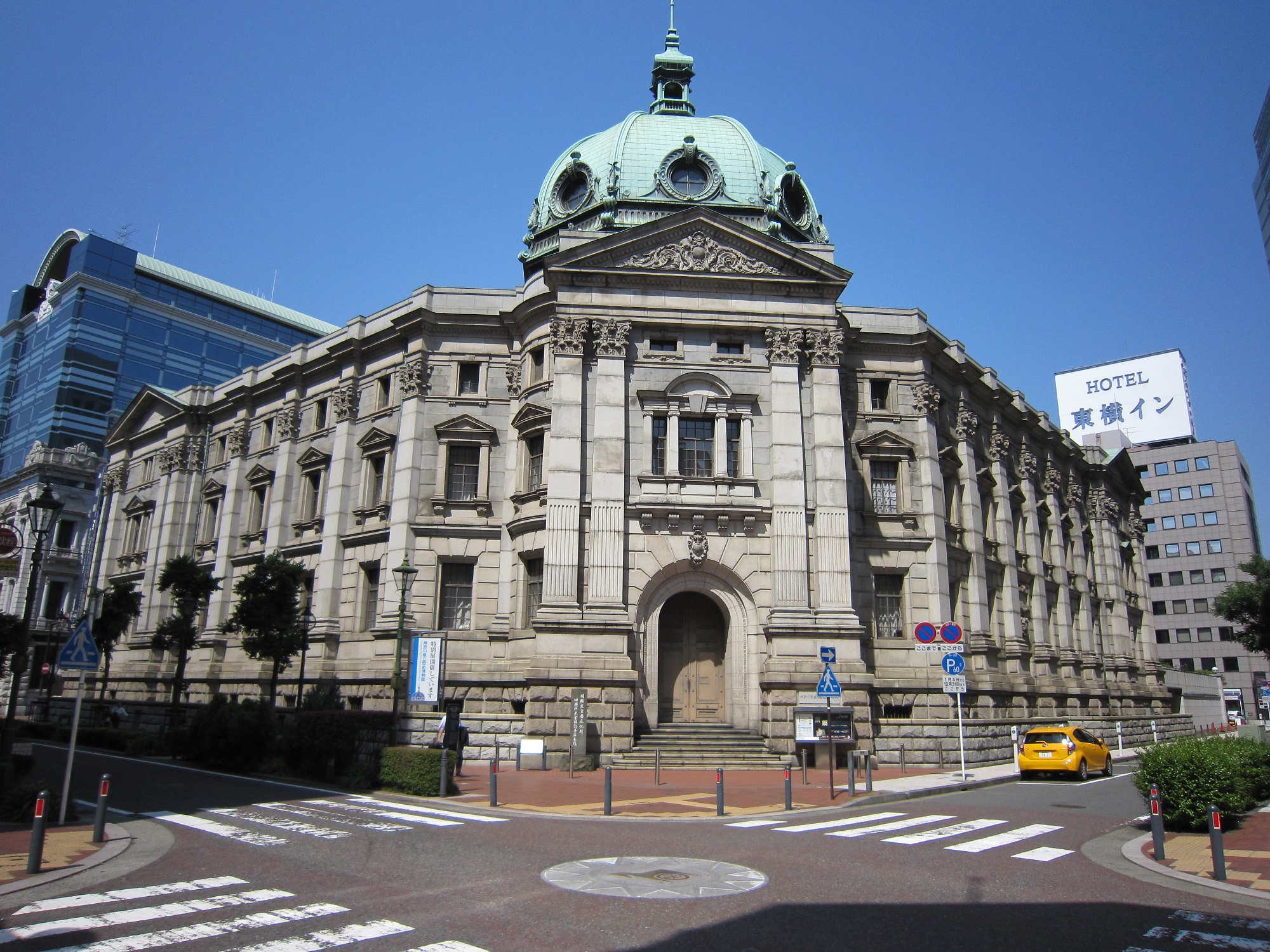 旧横浜正金銀行本店 今では神奈川県立歴史博物館になっています