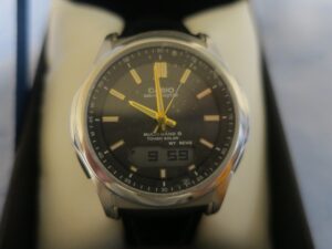 CASIO wave ceptor WVA-M630L-1A2JF 時計LED表示
