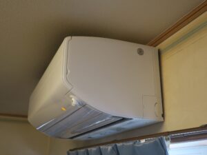 三菱 エアコン 霧ヶ峰 Zシリーズ MSZ-ZXV2820S 本体側面