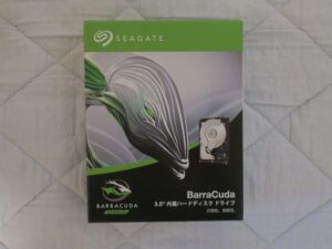 SEAGATE BarraCuda 8TB HDD SATA ST8000DM004 外箱