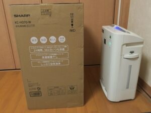 SHARP プラズマクラスター 除加湿空気清浄機 KC-HD70-W 外箱側面