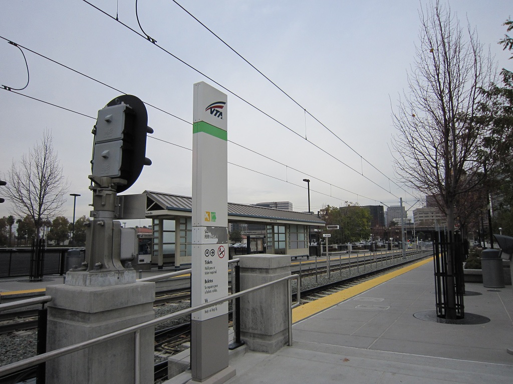 VTA ライトレール サンノゼの駅