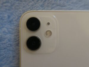 iPhone 12 mini カメラレンズ カメラレンズ全面保護フィルム 貼り付け後