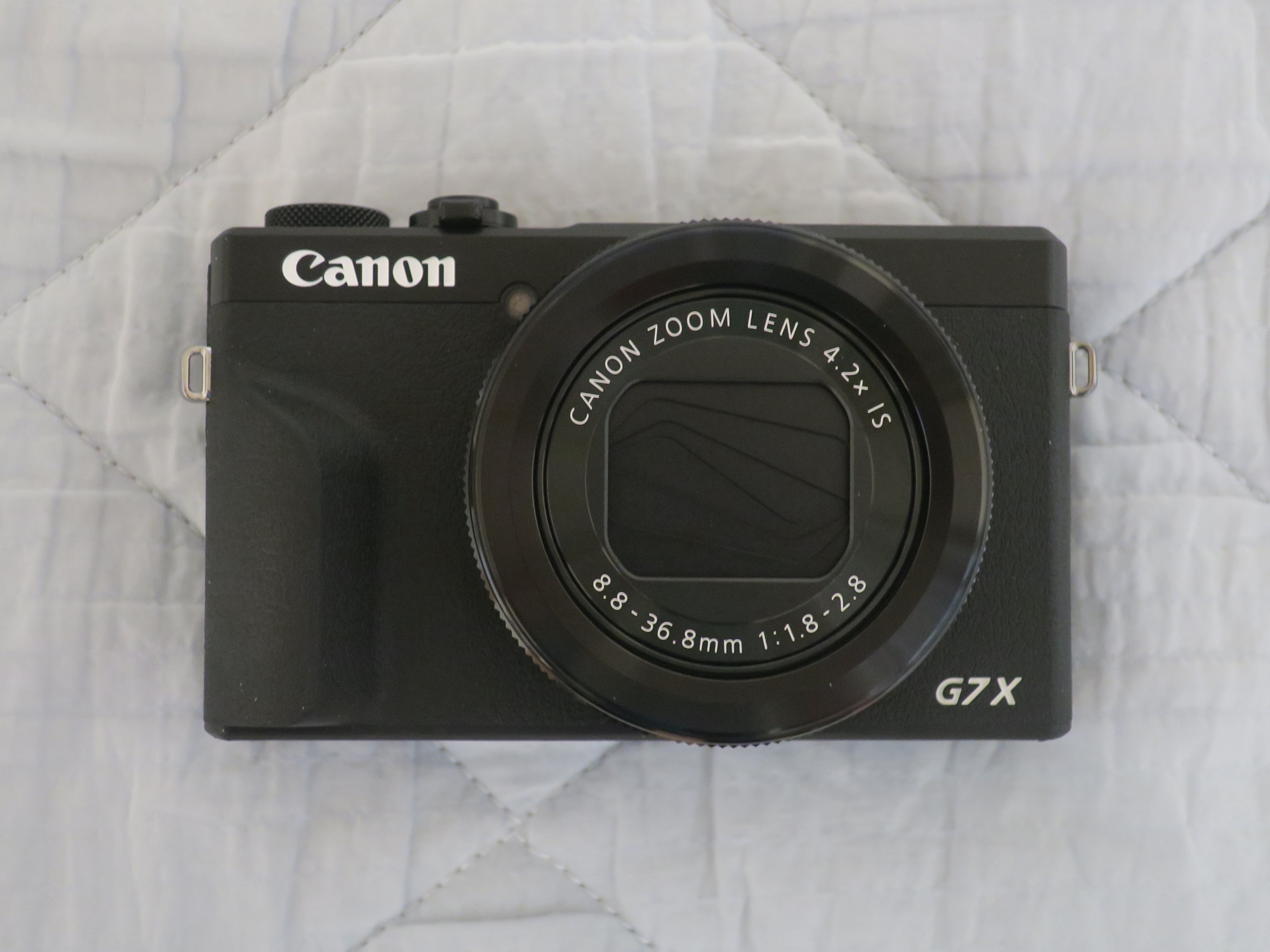 Canon PowerShot G7X Mark III 本体表