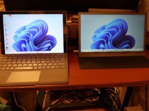 WINTEN モバイルディスプレイ WT-133H2-BS Surface Pro 7+と接続しました