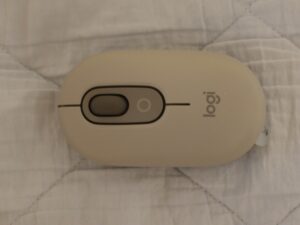 Logicool POP MOUSE M370GY 本体表面