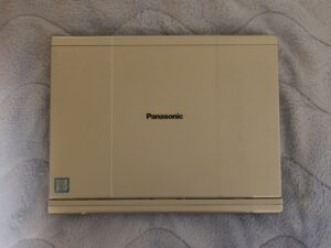 Panasonic Let’s Note CF-XZ6RF7VS 本体上部