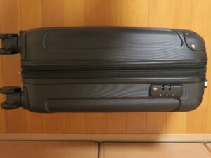 スーツケース KD-SCK 側面 TSE対応のロックが付いています