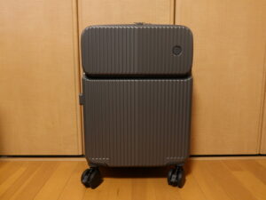 YUWEIJIE H1053 Sサイズ グレー 表側 小物入れがついています