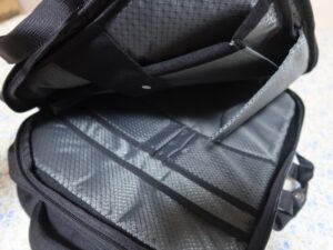 Evoon マルチビジネスリュック 3.0 内側のスペース